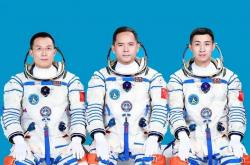 开云APP下载 -神舟二十一号3名航天员今晚到家，返回挑战有多大？有哪些成就？