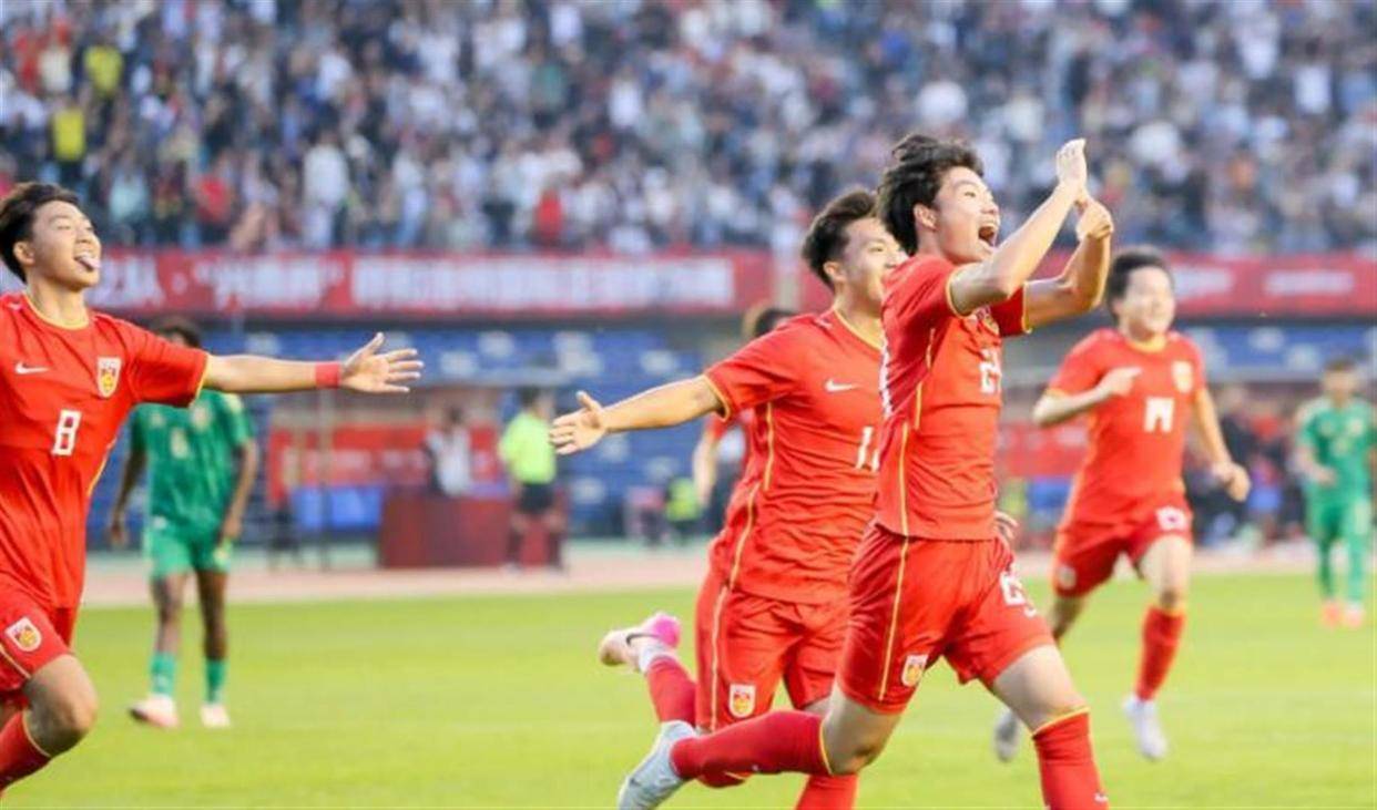 世界杯转播悬了!FIFA官网移除中文,球迷怒斥:不尊重就别想赚我们的钱