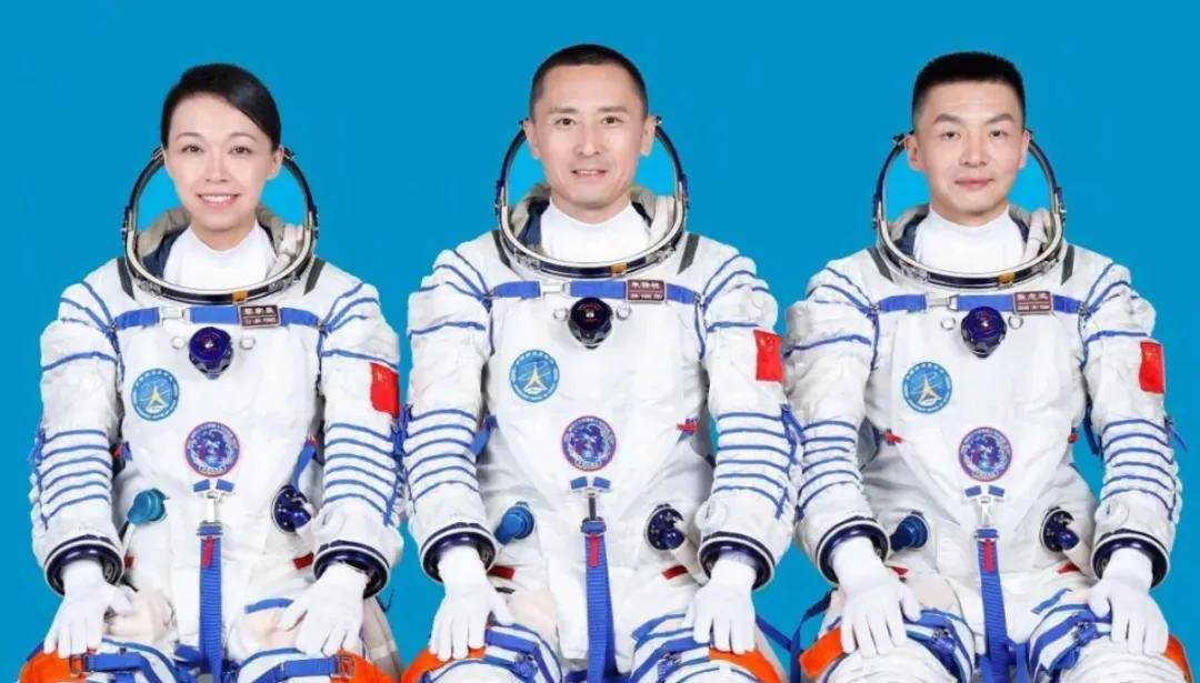 神舟二十一号3名航天员今晚到家，返回挑战有多大？有哪些成就？